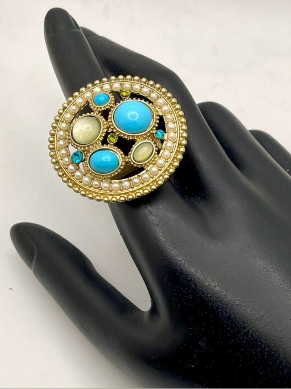 Beautiful Vintage Turquoise MOP and Rhinestone Glass Stretch Statement Ring